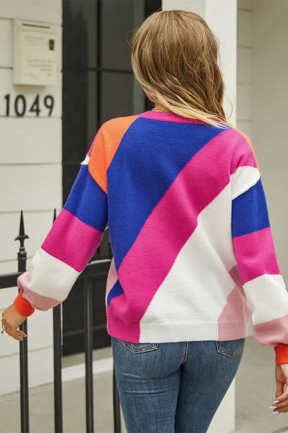 Block Round Neck Long Sleeve Sweater (2)