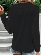 Eyelet Notched Long Sleeve T-shirt (11)