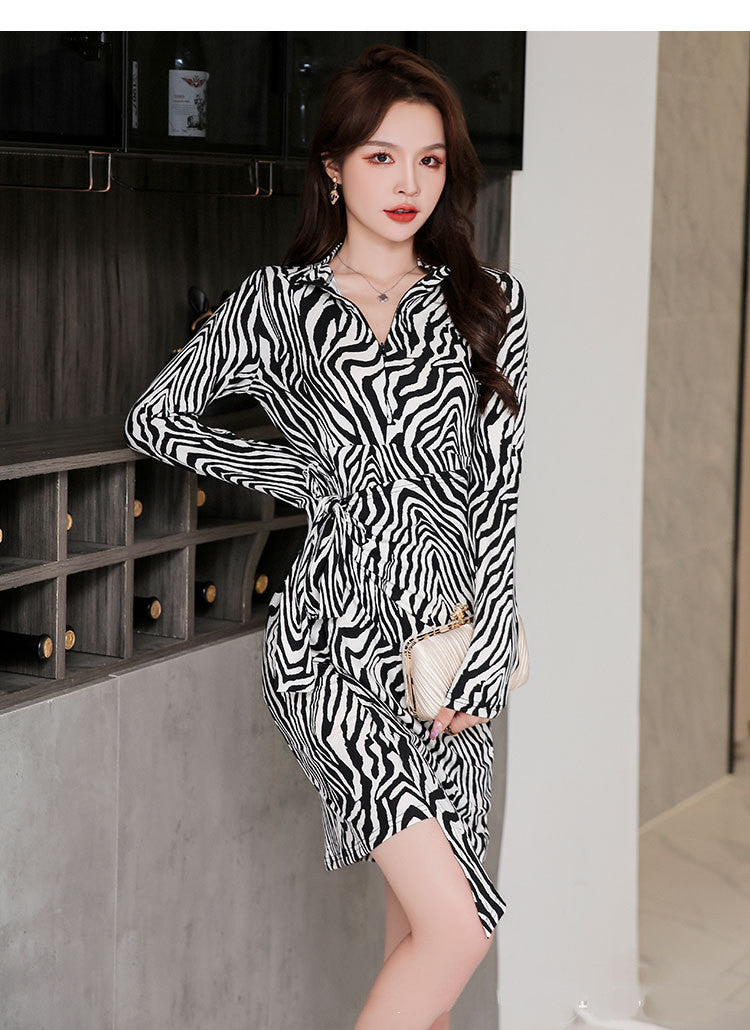 Half Turtleneck Leopard Print Dress variant CJLY146080008HS|CJLY146080009IR|CJLY146080010JQ|CJLY146080011KP|CJLY146080012LO|CJLY146080013MN|CJLY146080014NM