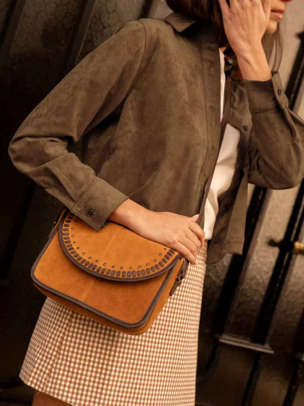 Cropped Faux Suede Button-down Jacket (9)
