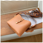 Large Capacity Shoulder Bag Wide Strap Crossbody photo 24