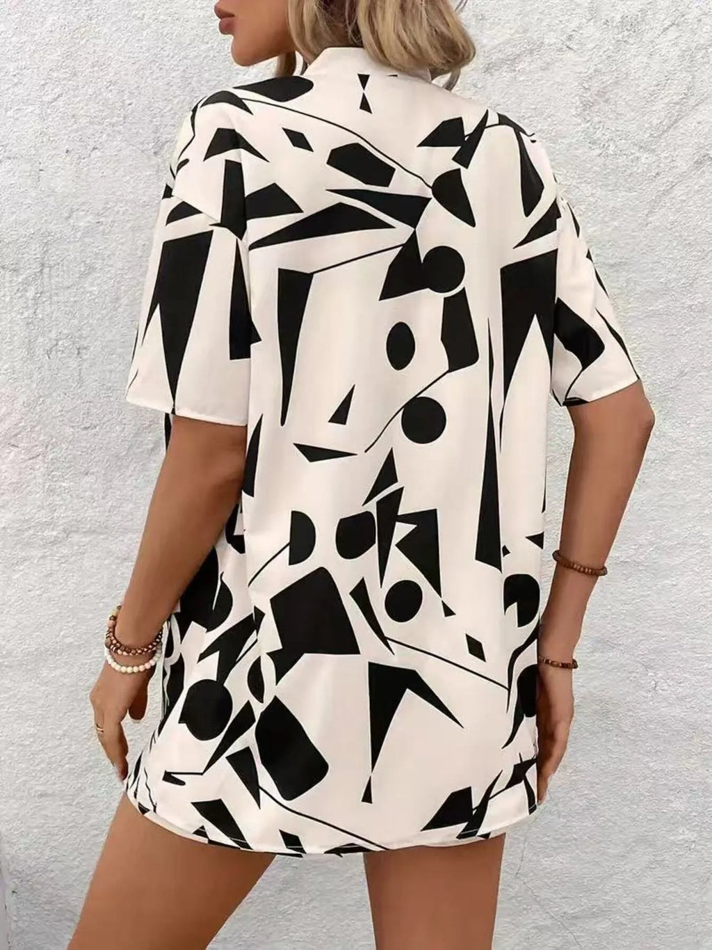 Printed Open Front Cardigan Shorts Set (8)