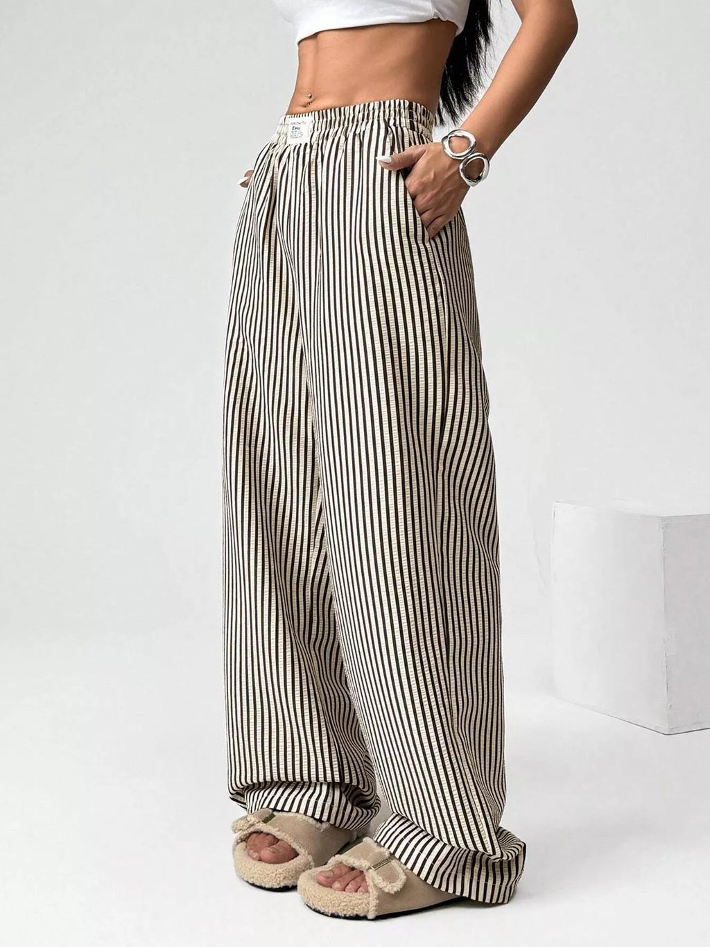 Striped High-waisted Wide Leg Pants (15)