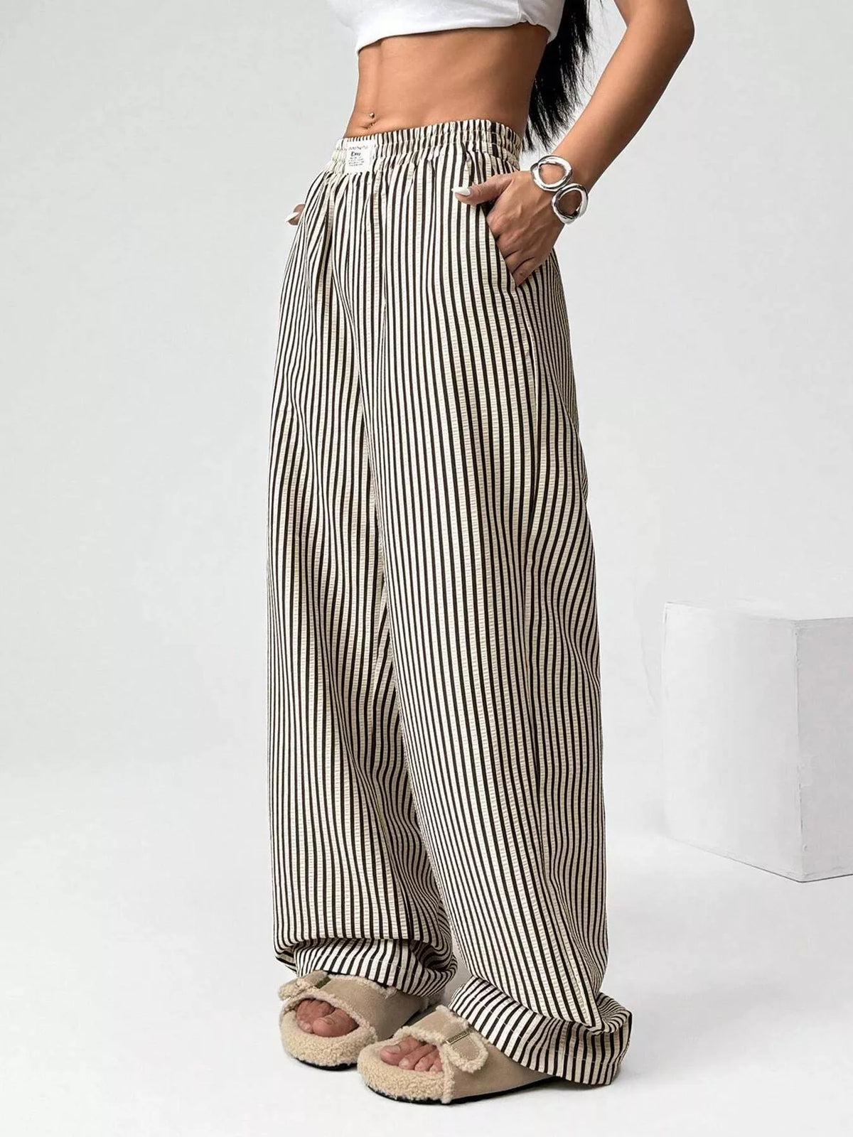 Striped High-waisted Wide Leg Pants (15)