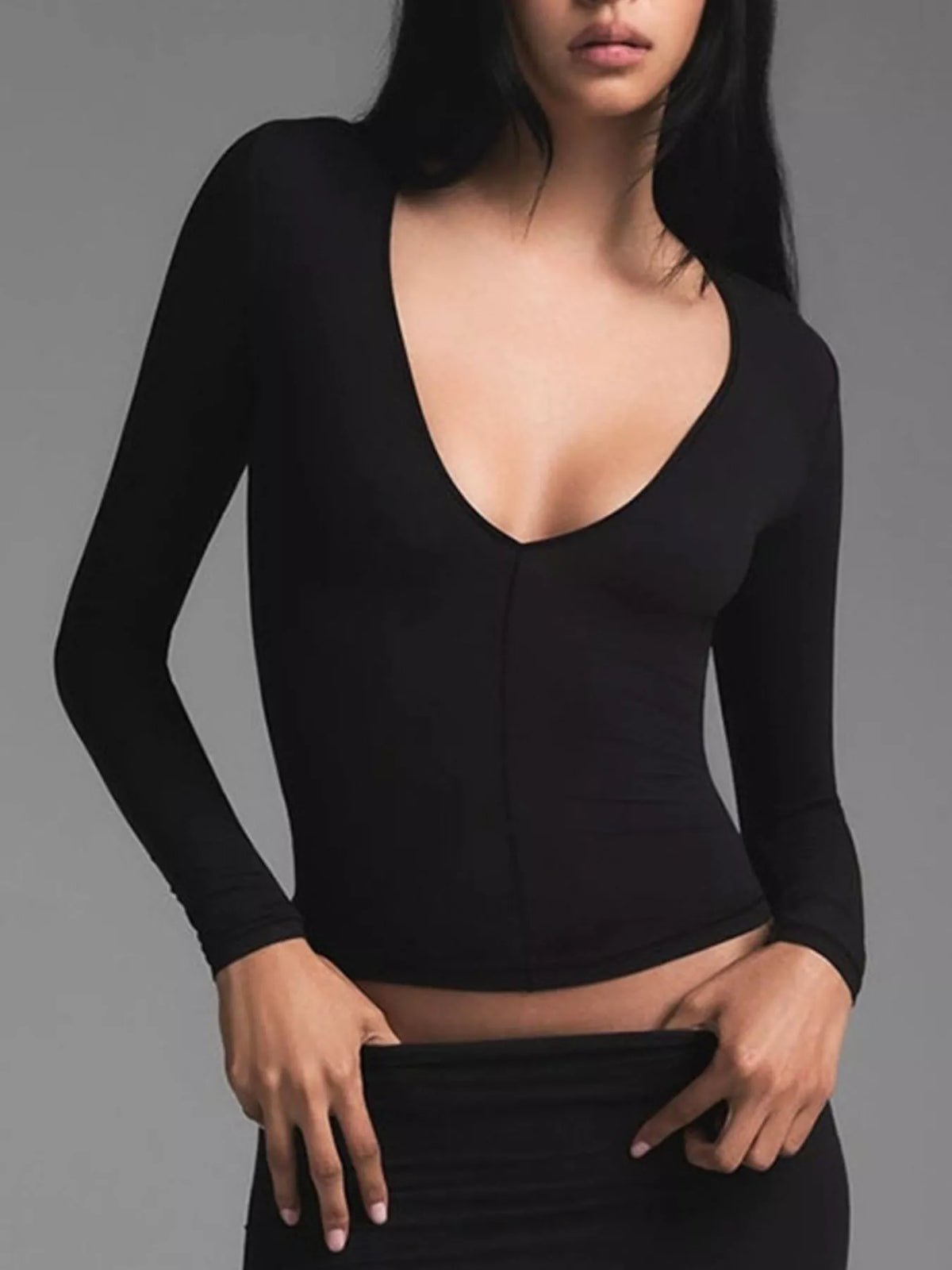 V-neck Long Sleeve Crop T-shirt (2)