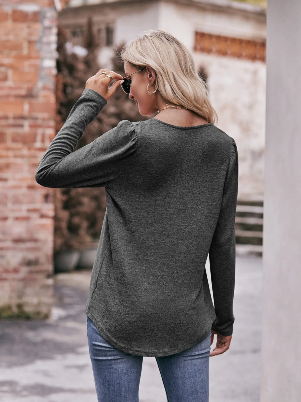 Square Neck Long Sleeve T-shirt (25)