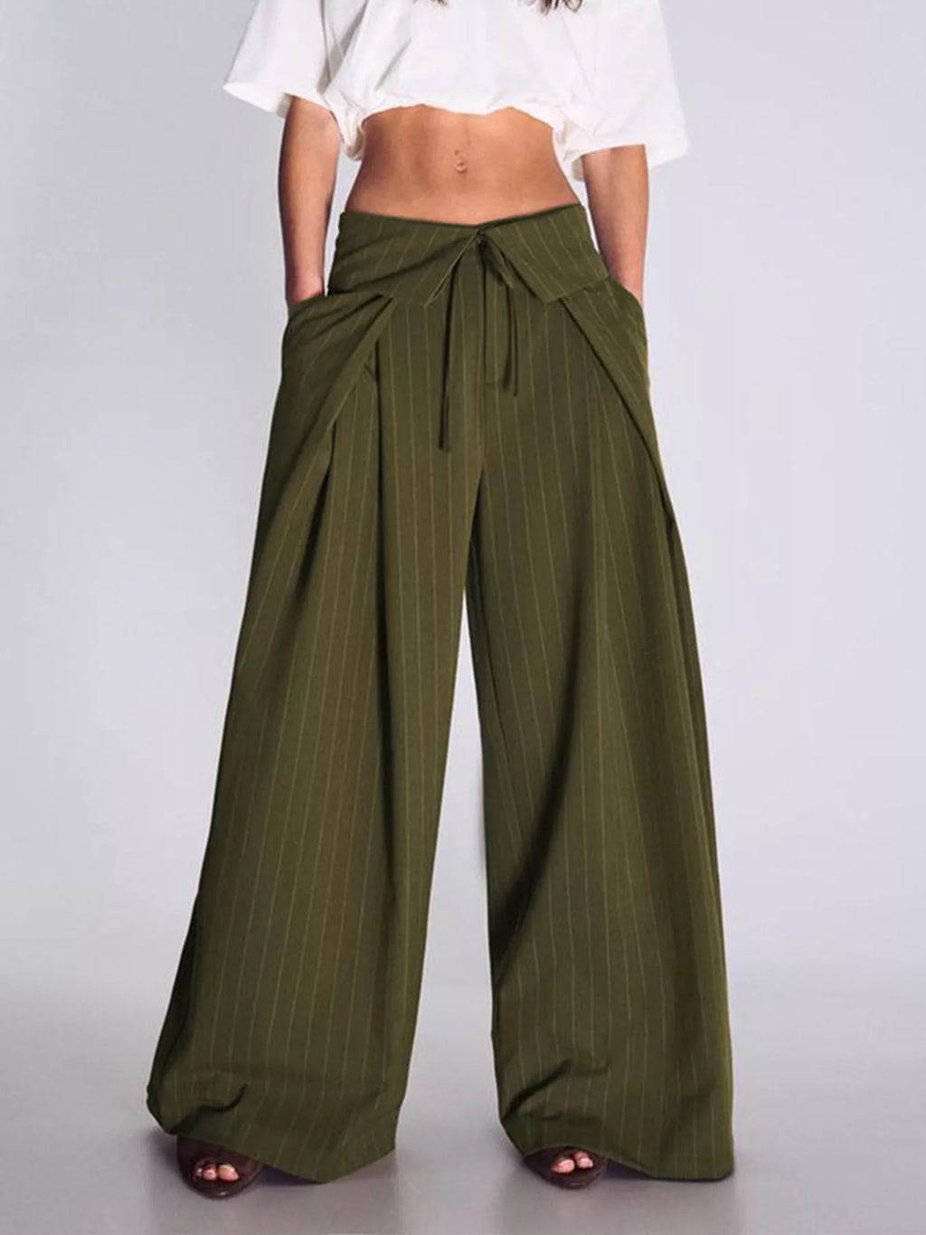 High-waisted Wide-leg Pinstripe Pants (2)