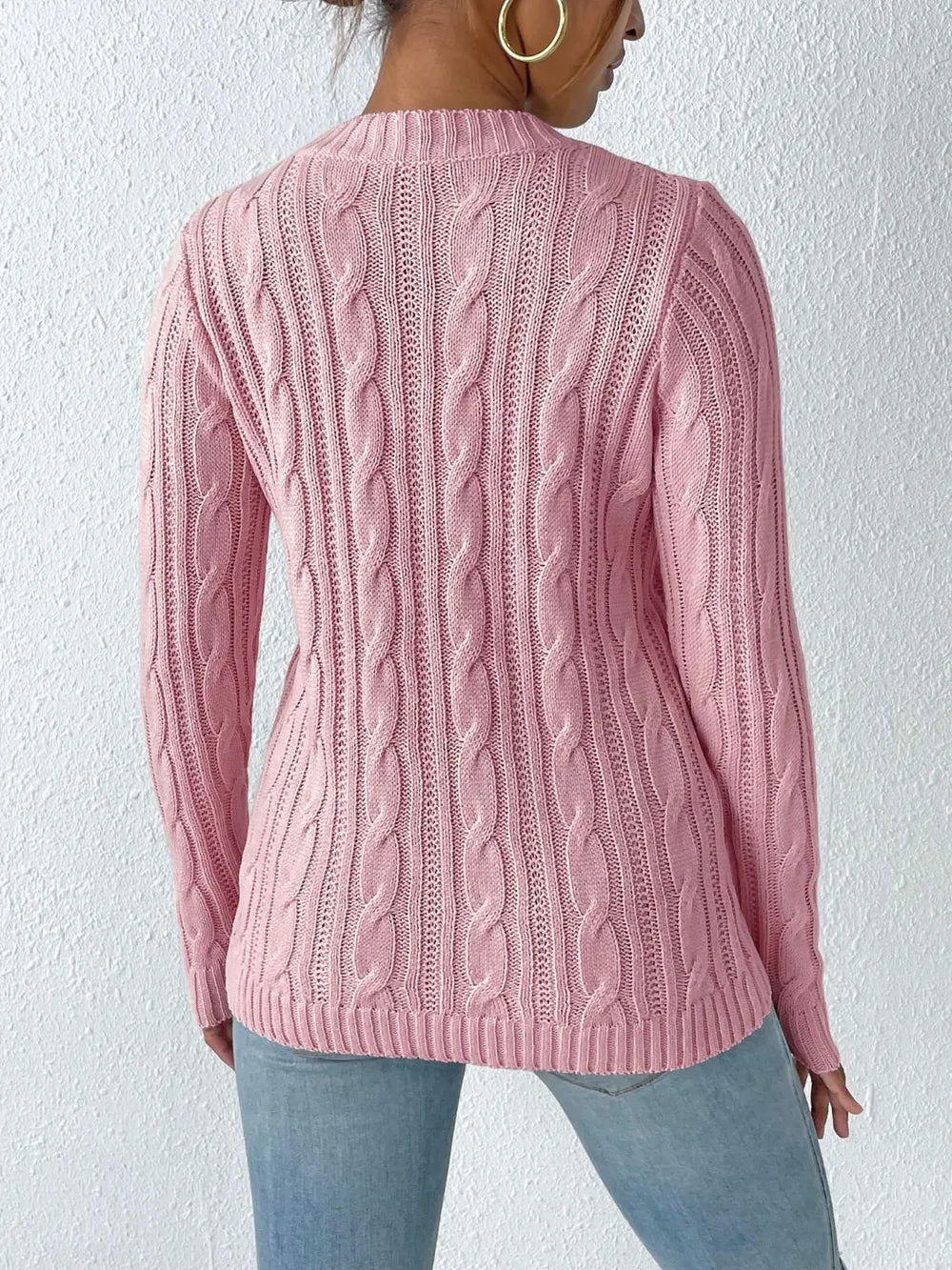 Cable-knit Round Neck Sweater (5)