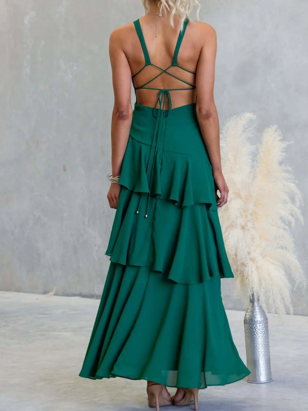Sleeveless Ruffled Layered Backless Maxi Dress (21)