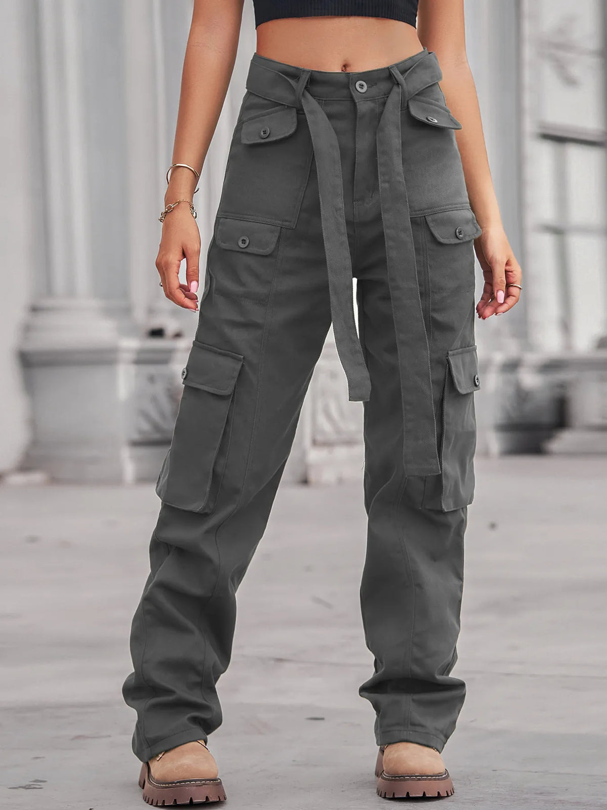 High-waisted Multi-pocket Cargo Jeans (13)