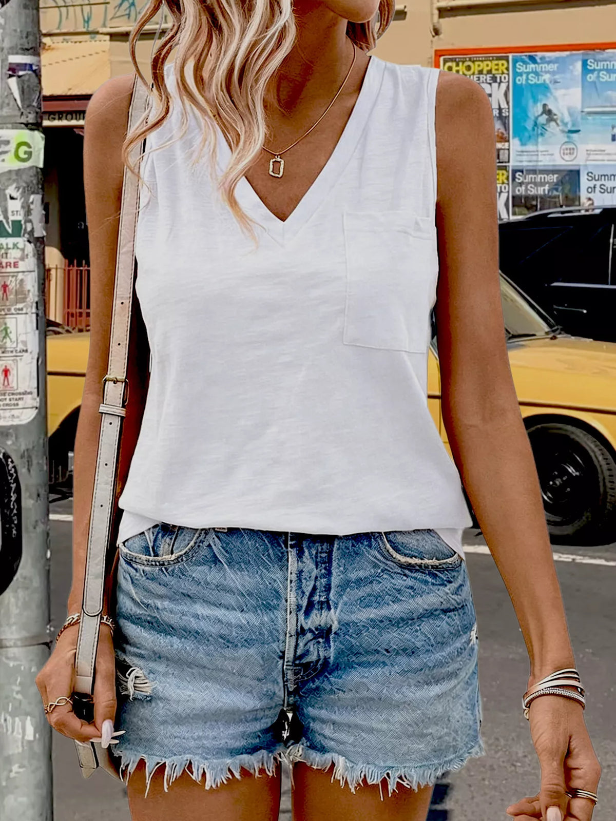 Casual V-neck Pocket Tank (7)
