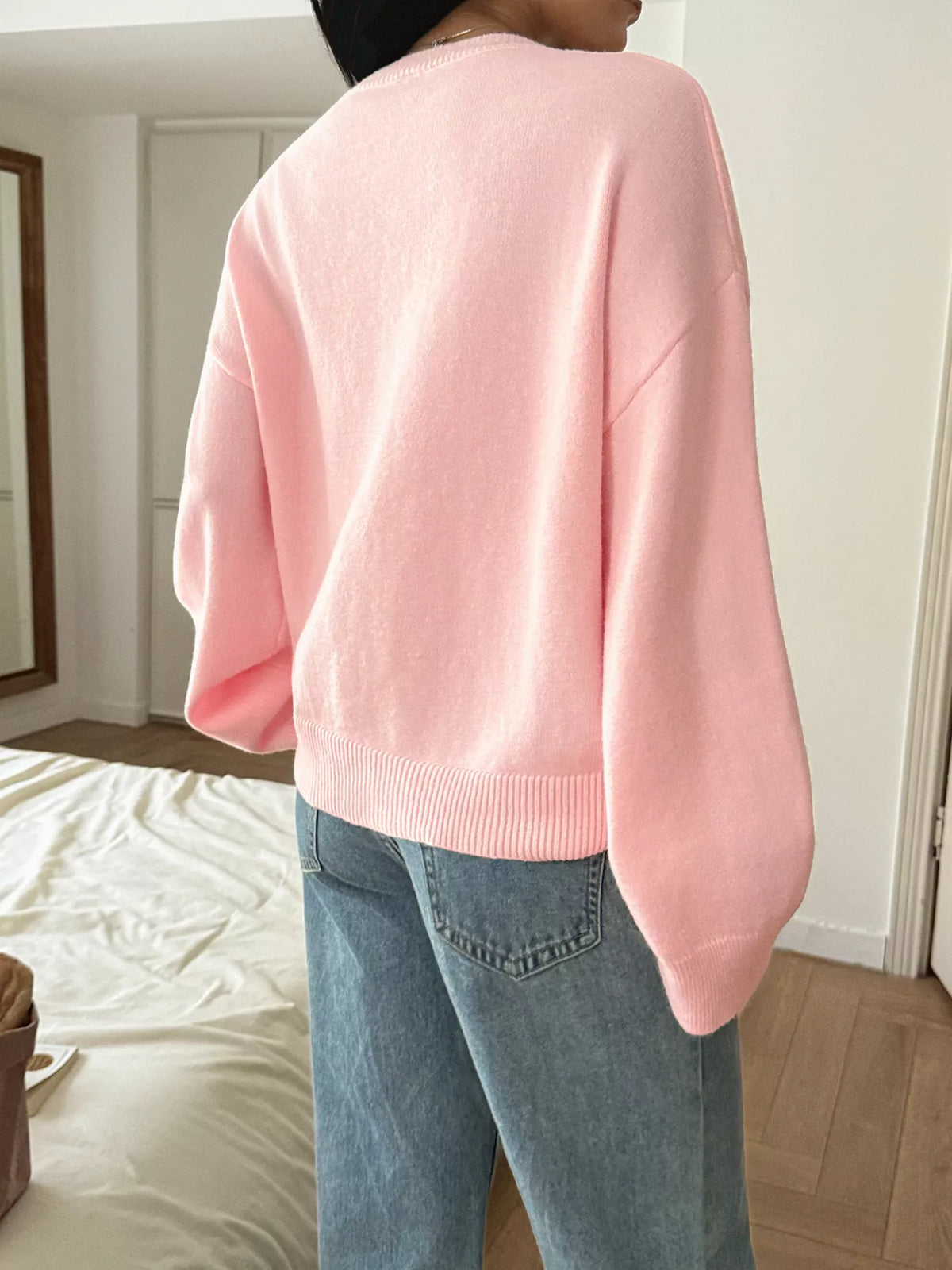 V-neck Loose Fit Sweater (4)