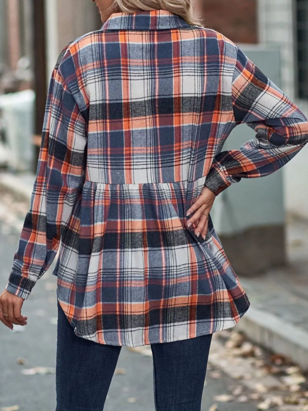 Plaid Button-down Long Sleeve Shirt (6)