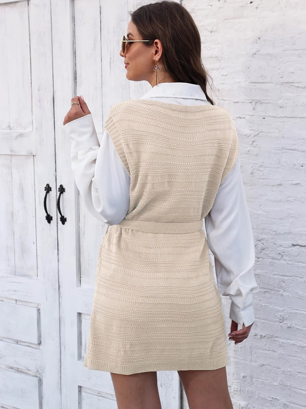 Tie Front V-neck Sleeveless Slit Sweater Dress (16)