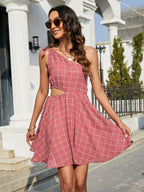 Grid One-shoulder Tied Cutout Dress (17)