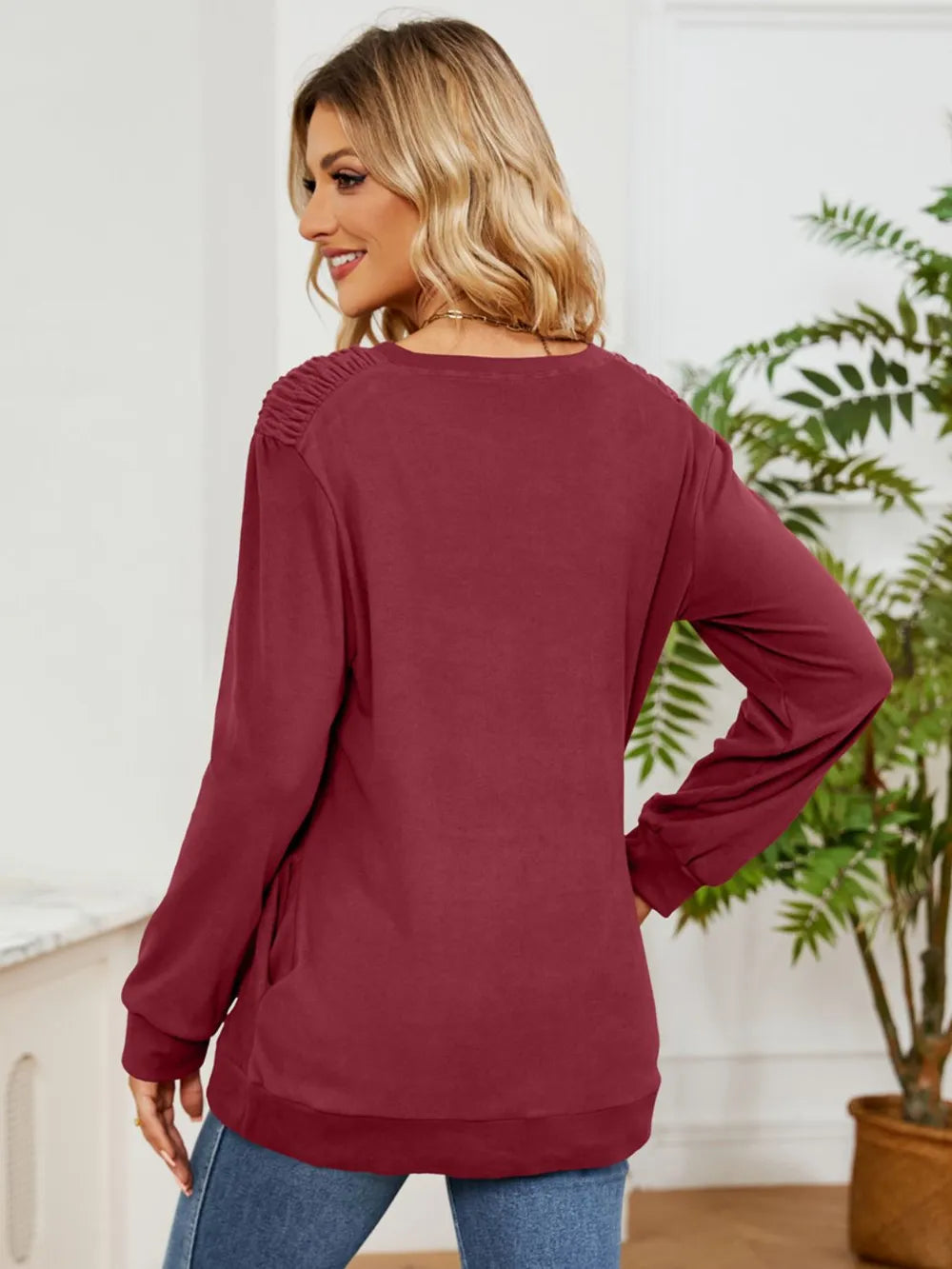 Ruched Shoulder Round Neck Long Sleeve Sweatshirt (4)