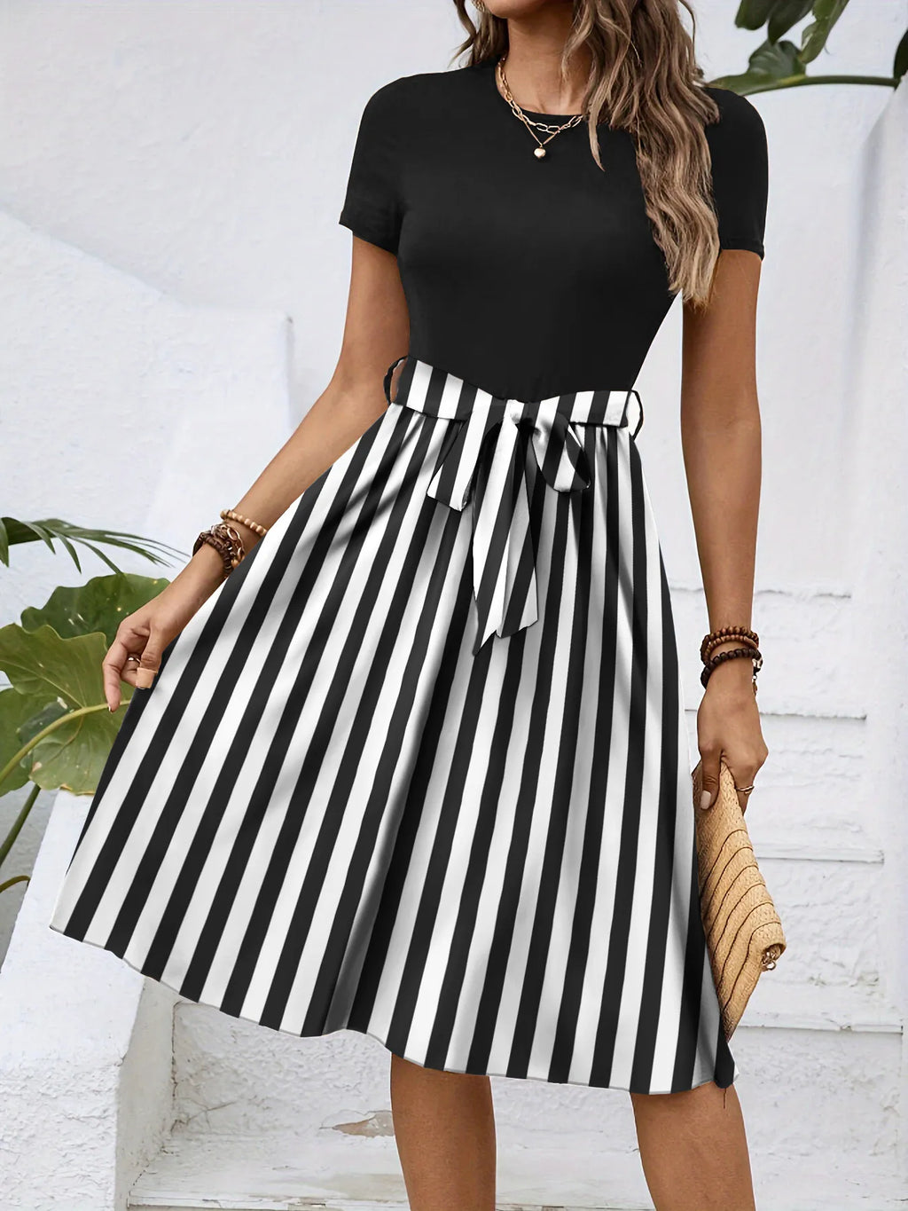 Striped Round Neck Short Sleeve Dress (16)