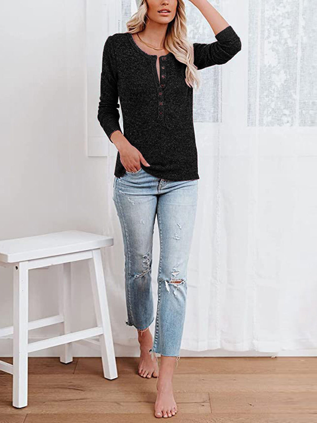 Round Neck Buttoned Long Sleeve T-shirt (9)