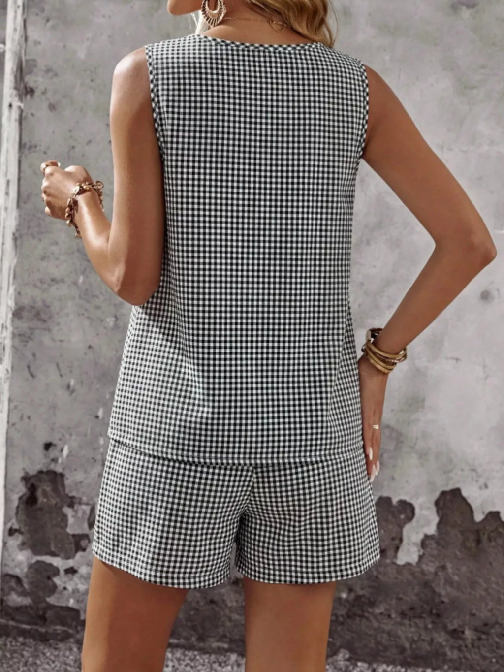 Gingham Sleeveless Top Shorts Set (5)