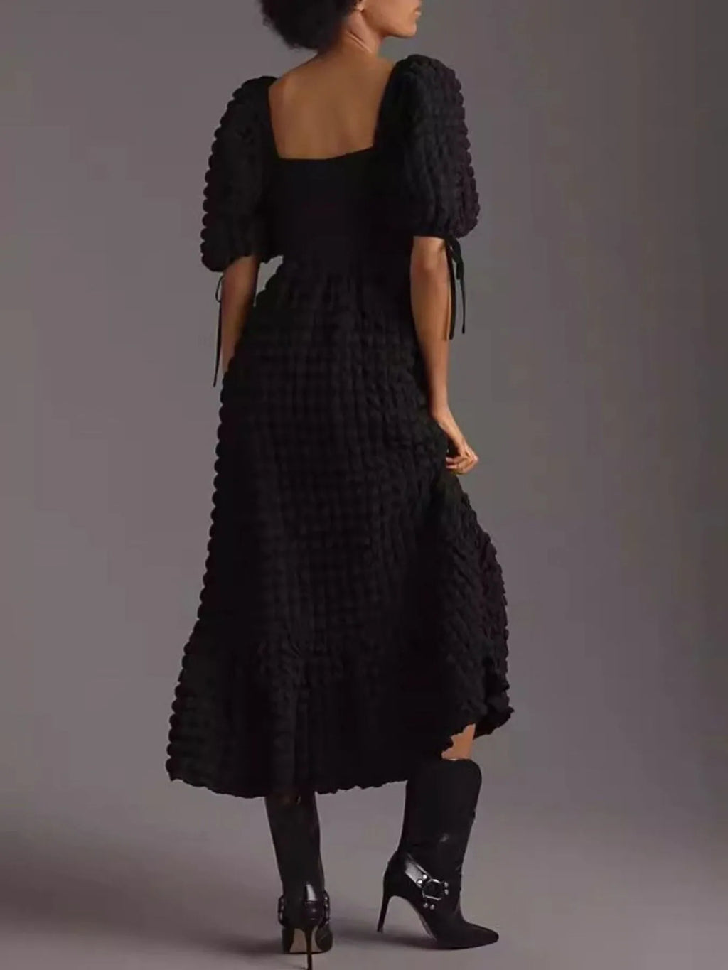 Textured Sweetheart Neck Short Sleeve Dress (15)