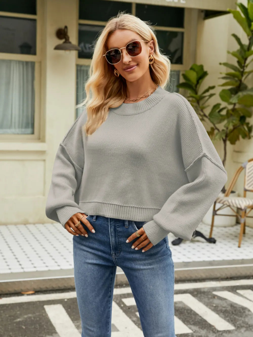 Round Neck Lantern Sleeve Sweater (12)