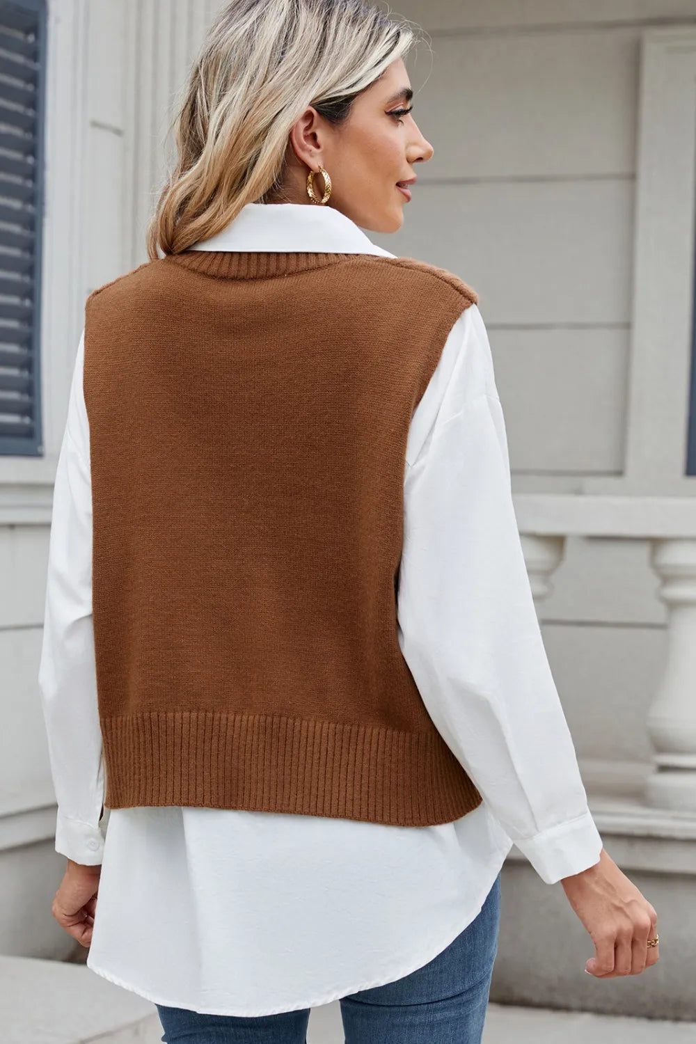 Cable-knit V-neck Sweater Vest (6)