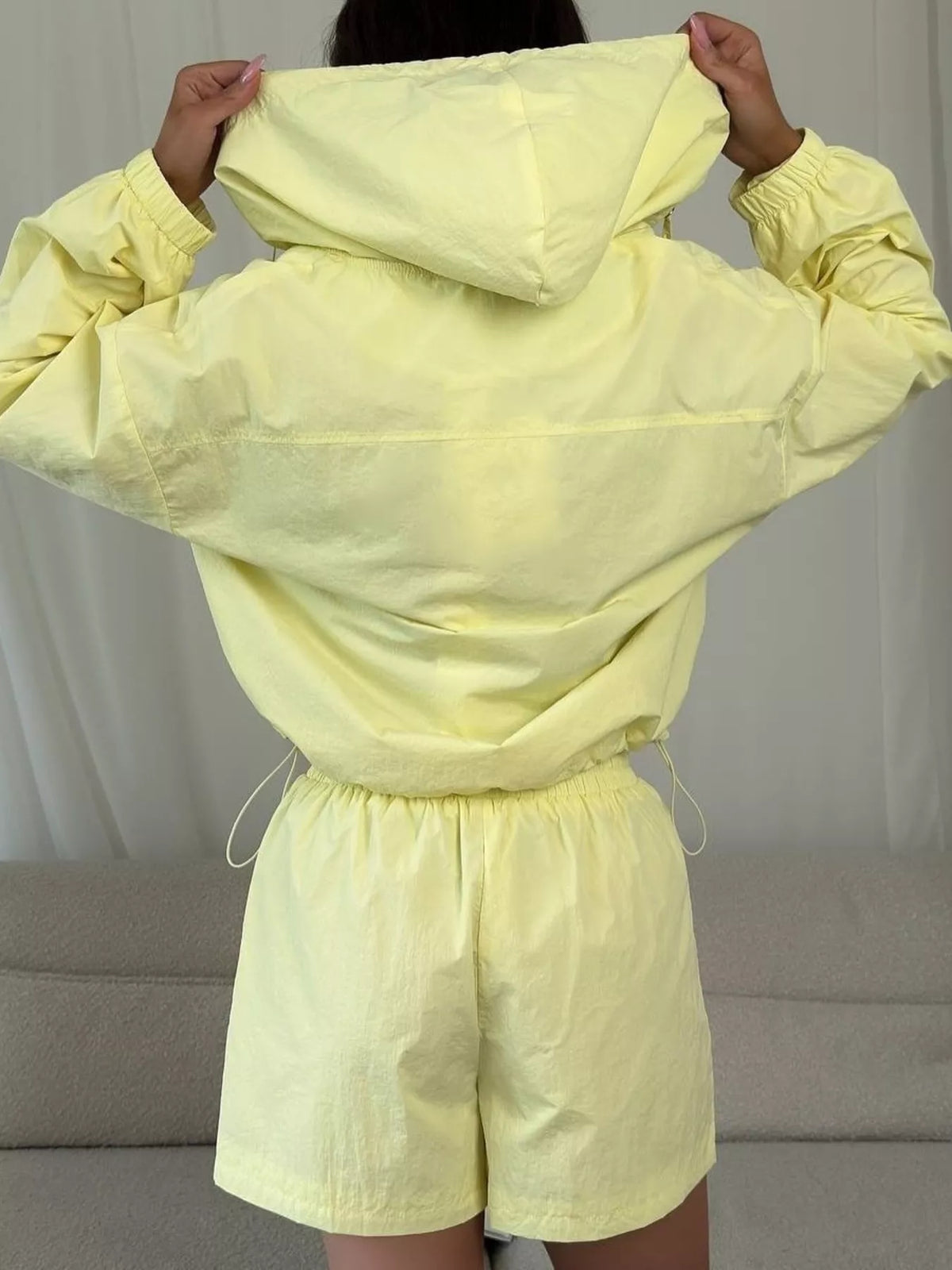 Lightweight Hooded Jacket Shorts Set (15)