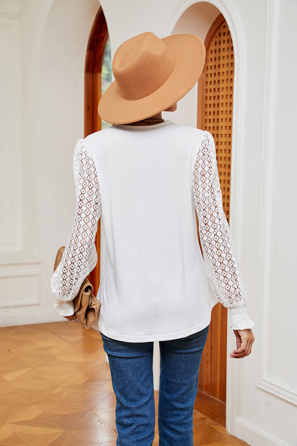 Contrast V-neck Long Sleeve Blouse (2)