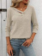 Ribbed V-neck Long Sleeve T-shirt (18)