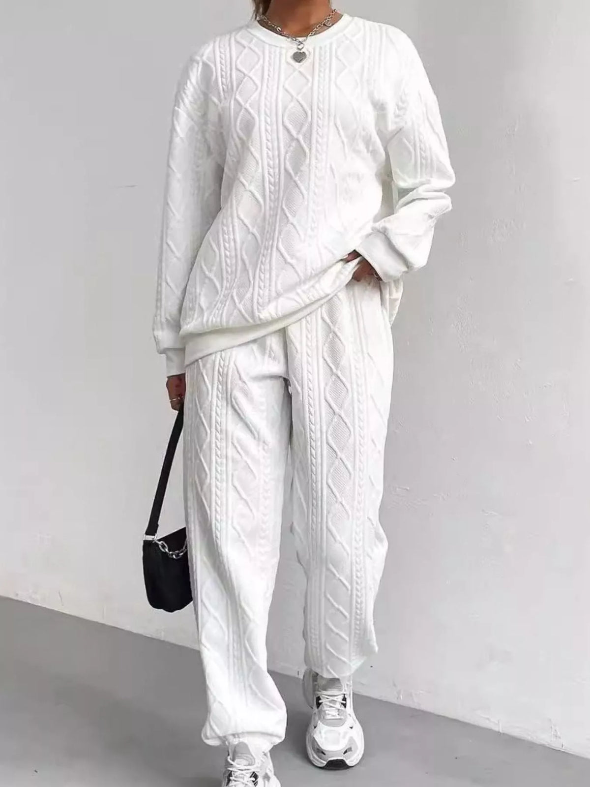 Texture Round Neck Top Pants Set (2)