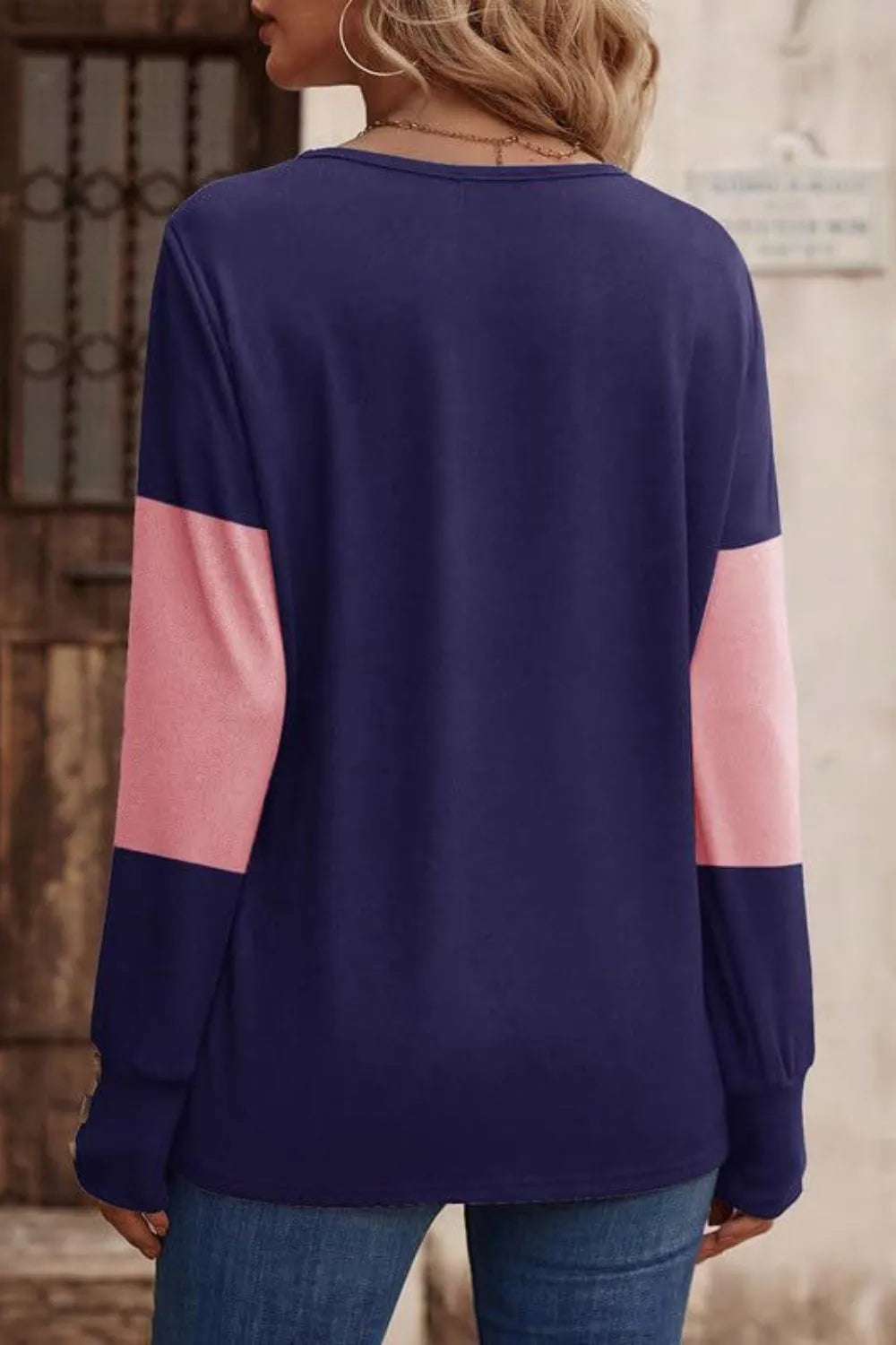 Decorative Button Contrast V-neck Long Sleeve T-shirt (17)