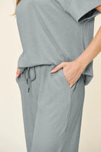 Round Neck Short Sleeve Wide Leg Pants (25)