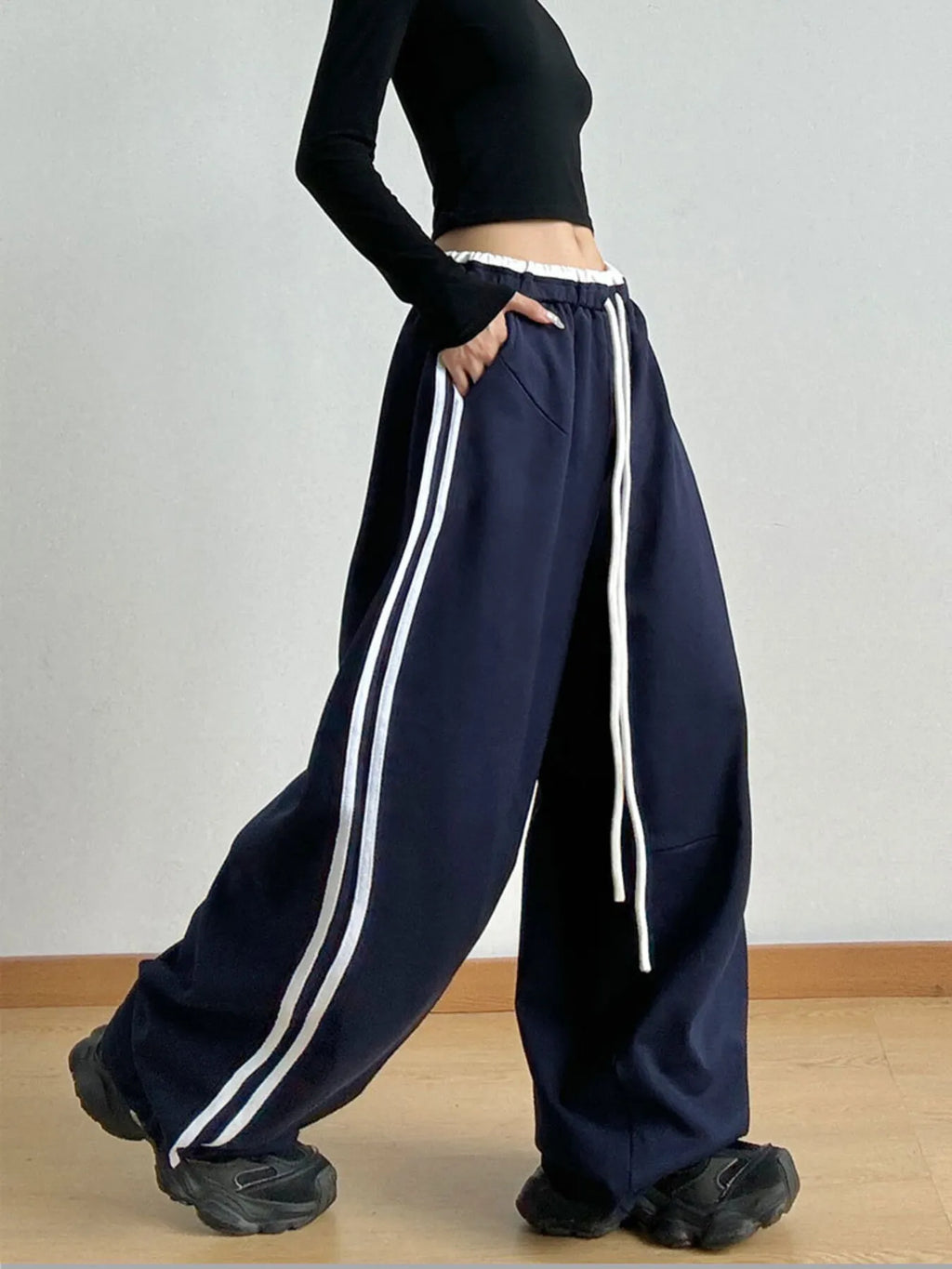 Wide Leg Drawstring Pants (17)