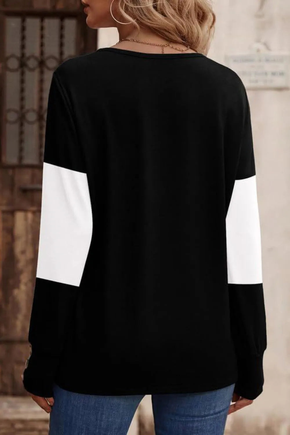 Decorative Button Contrast V-neck Long Sleeve T-shirt (8)