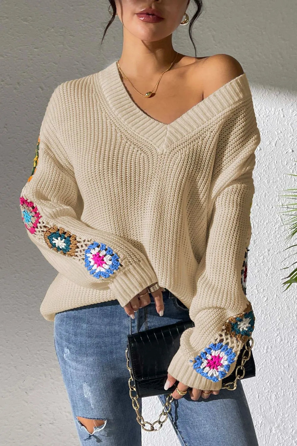 Crochet Flower V-neck Sweater (14)