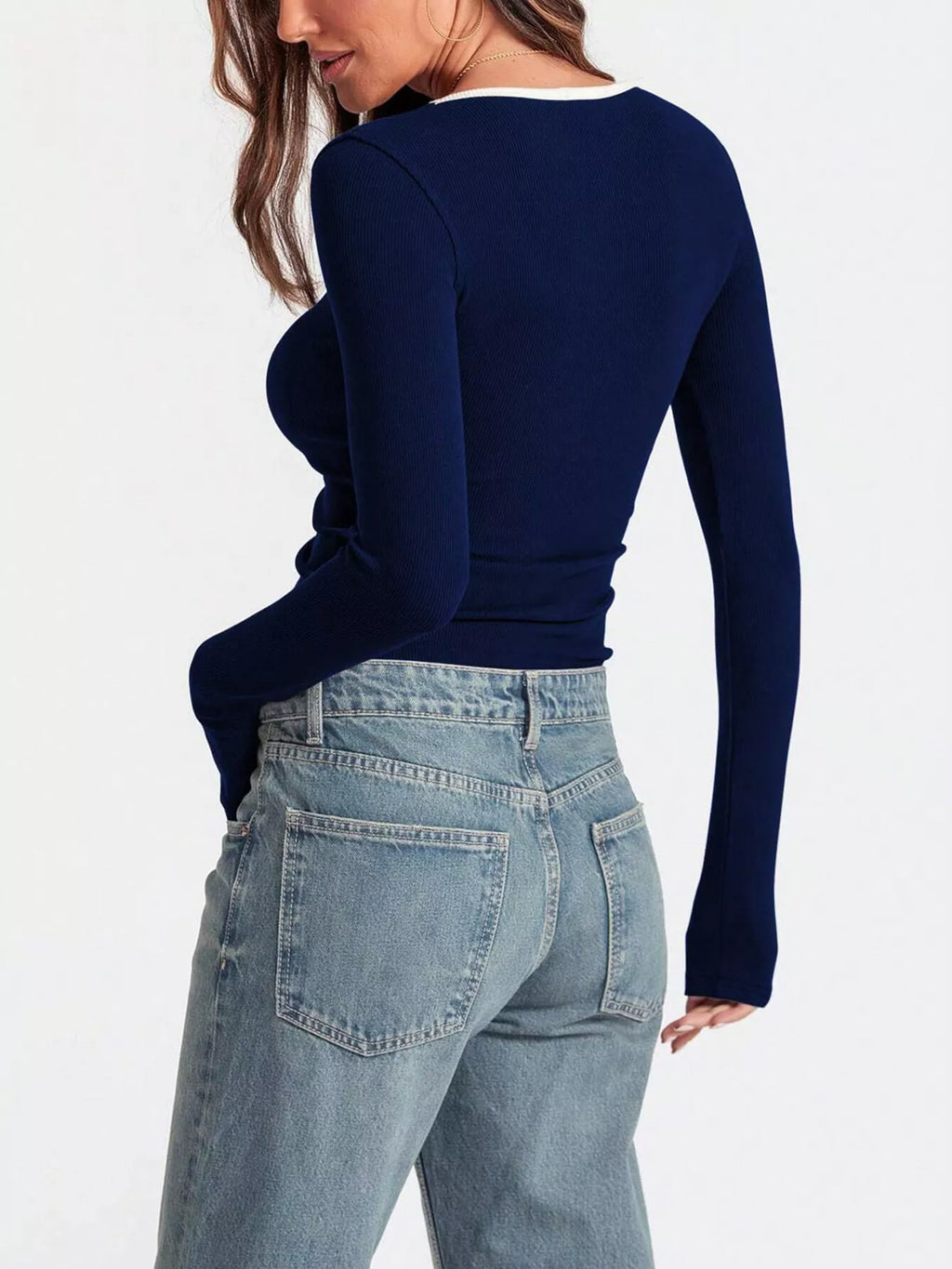 Scoop Neck Long Sleeve T-shirt (4)