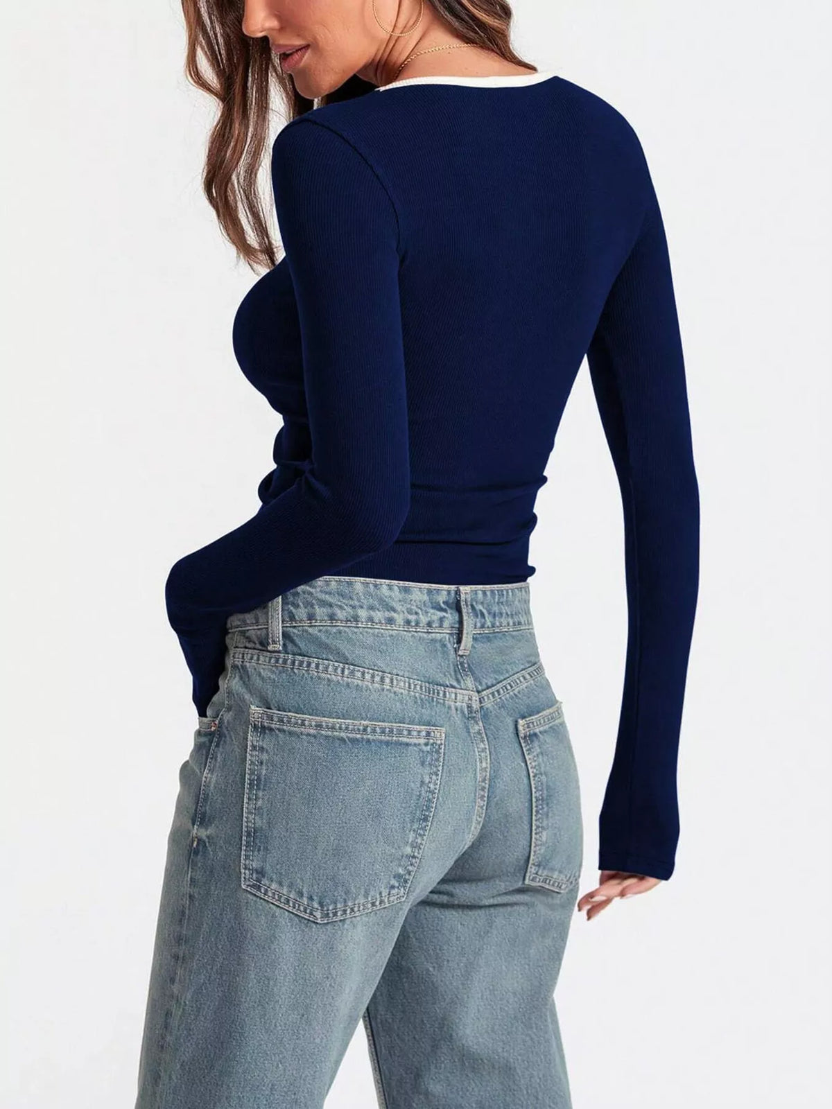 Scoop Neck Long Sleeve T-shirt (4)