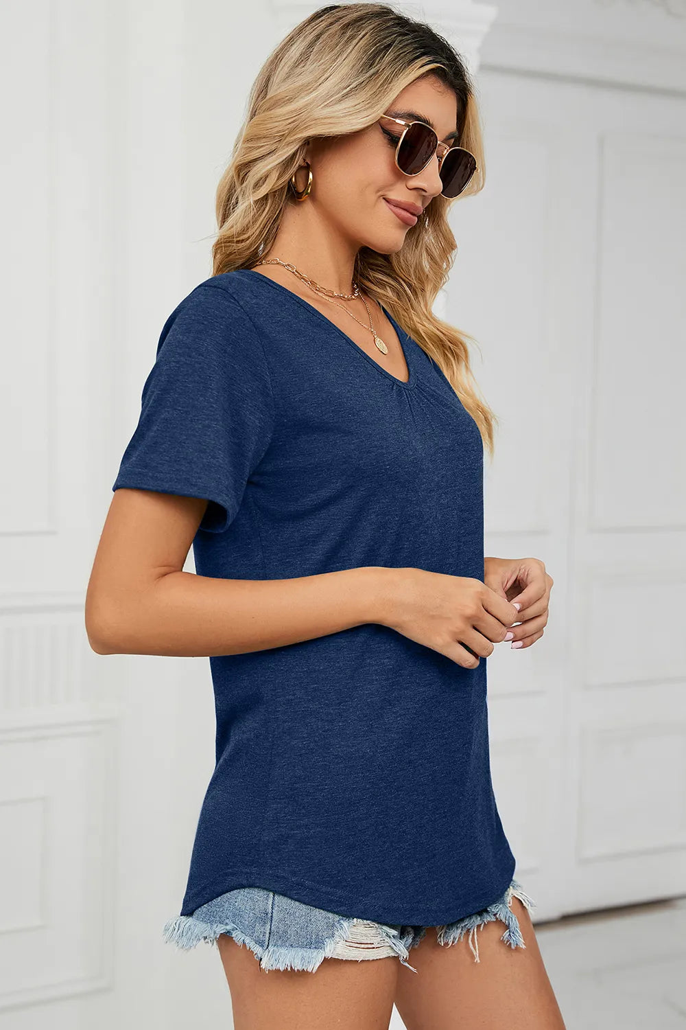 V-neck Short Sleeve T-shirt (14)