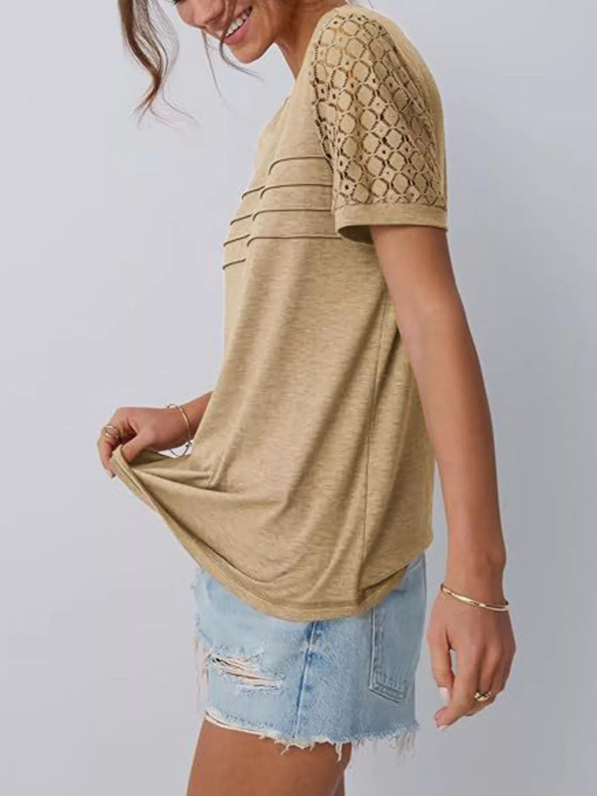 Lace Short Sleeve Round Neck T-shirt (4)