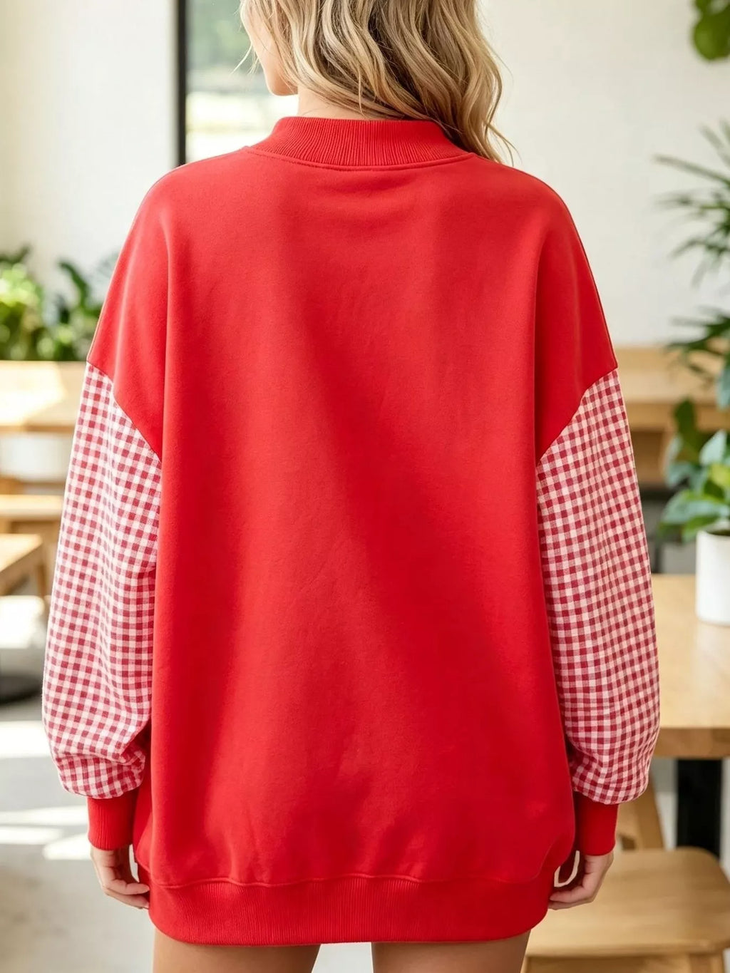 Gingham Sleeves Round Neck Sweatshirt (6)