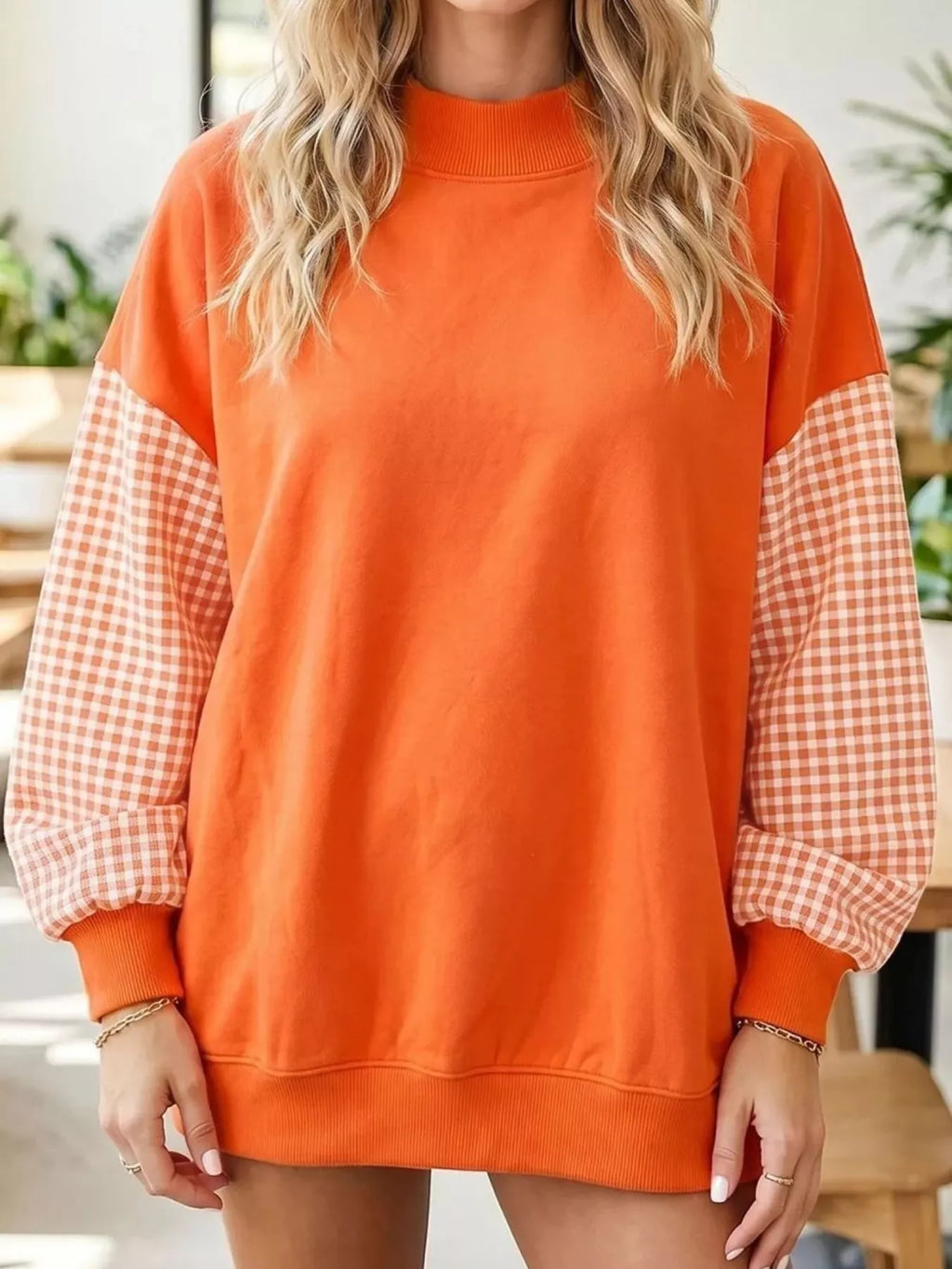 Gingham Sleeves Round Neck Sweatshirt (11)