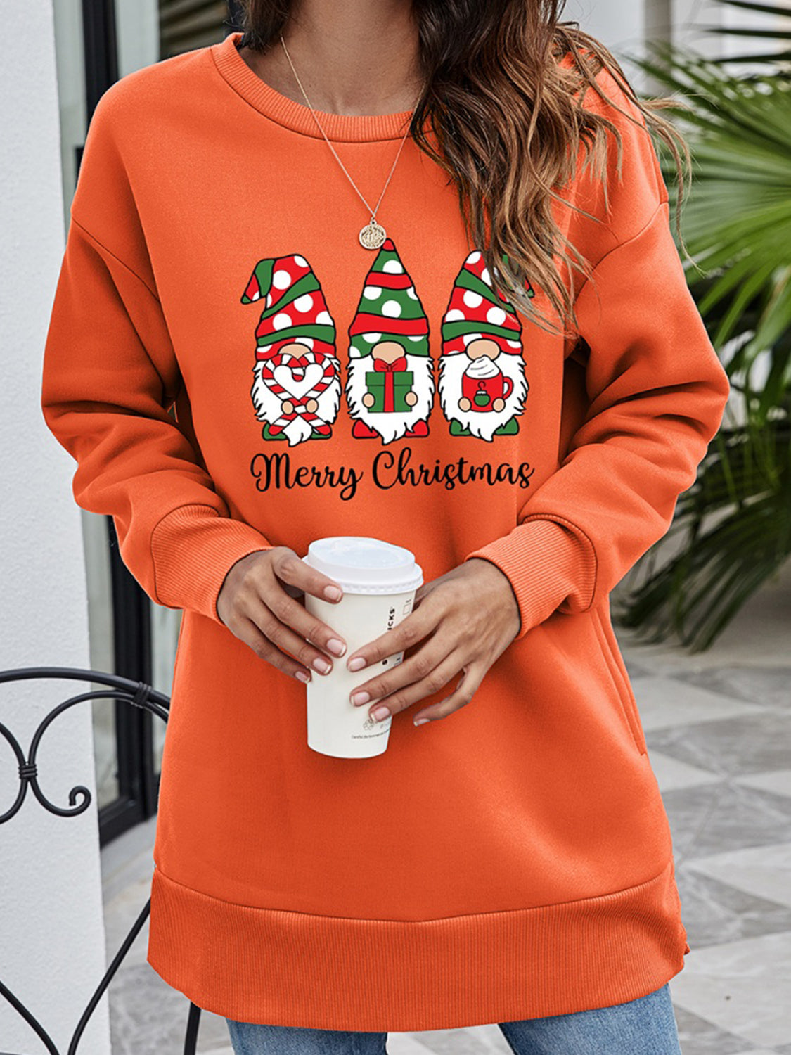 Merry Graphic Sweatshirt (3)