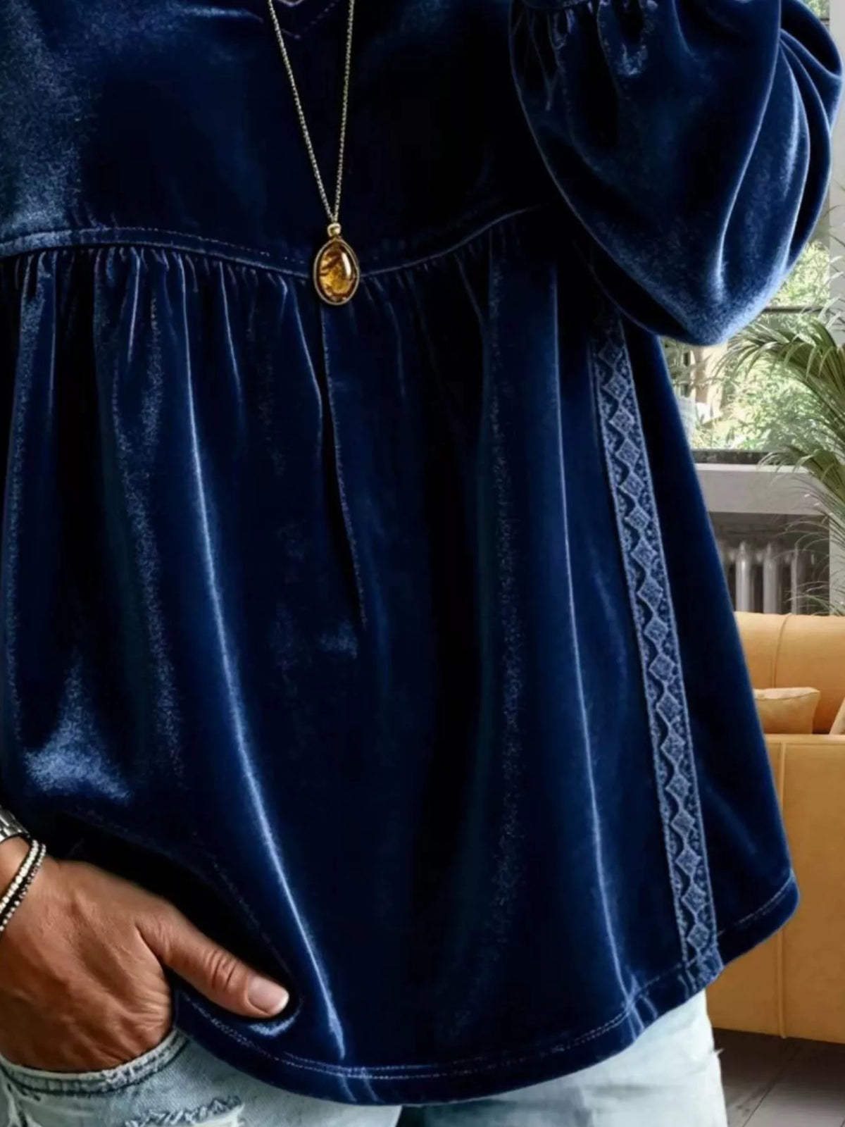 Full Size Velvet Lace Detail V-neck Blouse Plus (6)