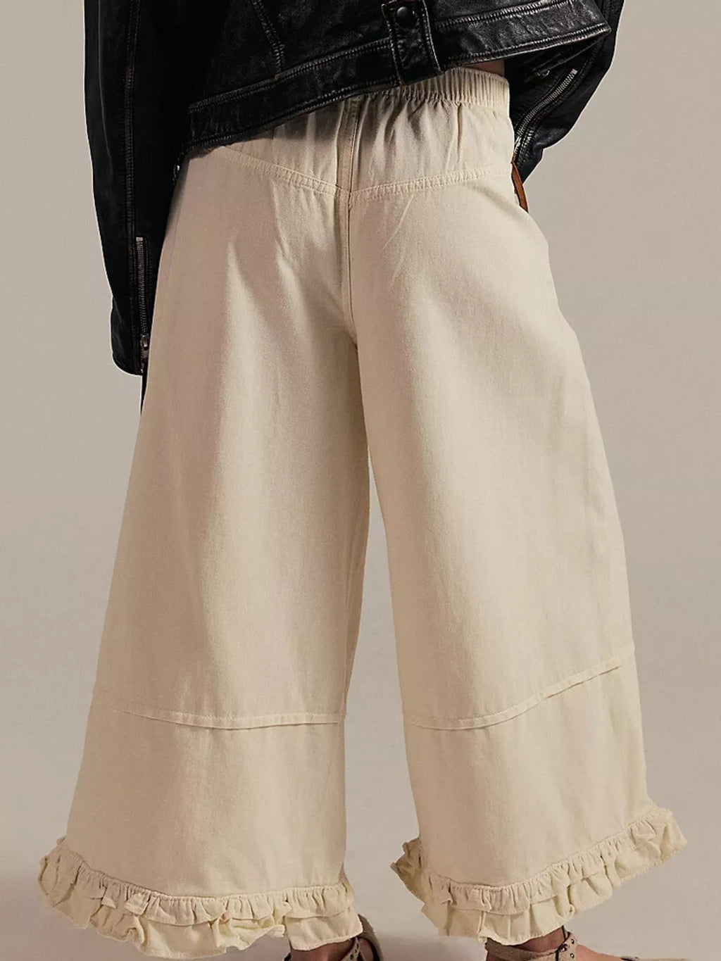Wide-leg Ruffle Hem Jeans (10)