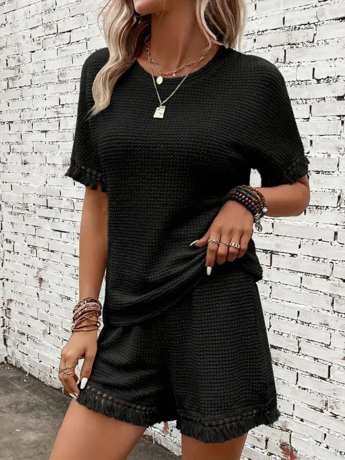 Tassel Round Neck Top Shorts Set (25)