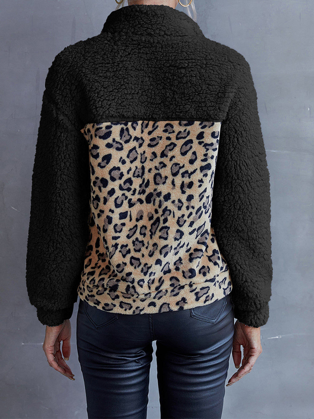 Leopard Quarter-snap Teddy Sweatshirt (9)