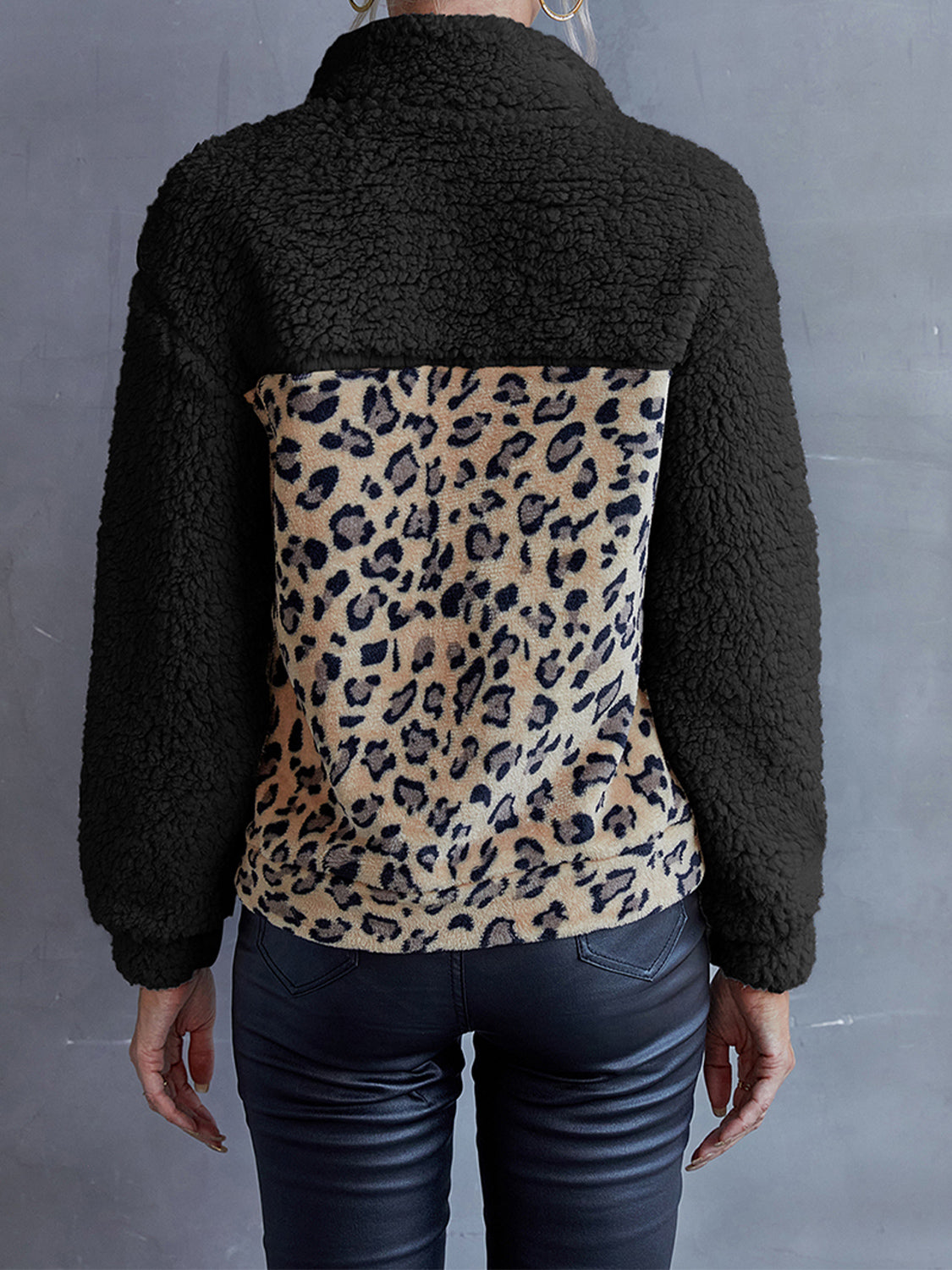 Leopard Quarter-snap Teddy Sweatshirt (9)