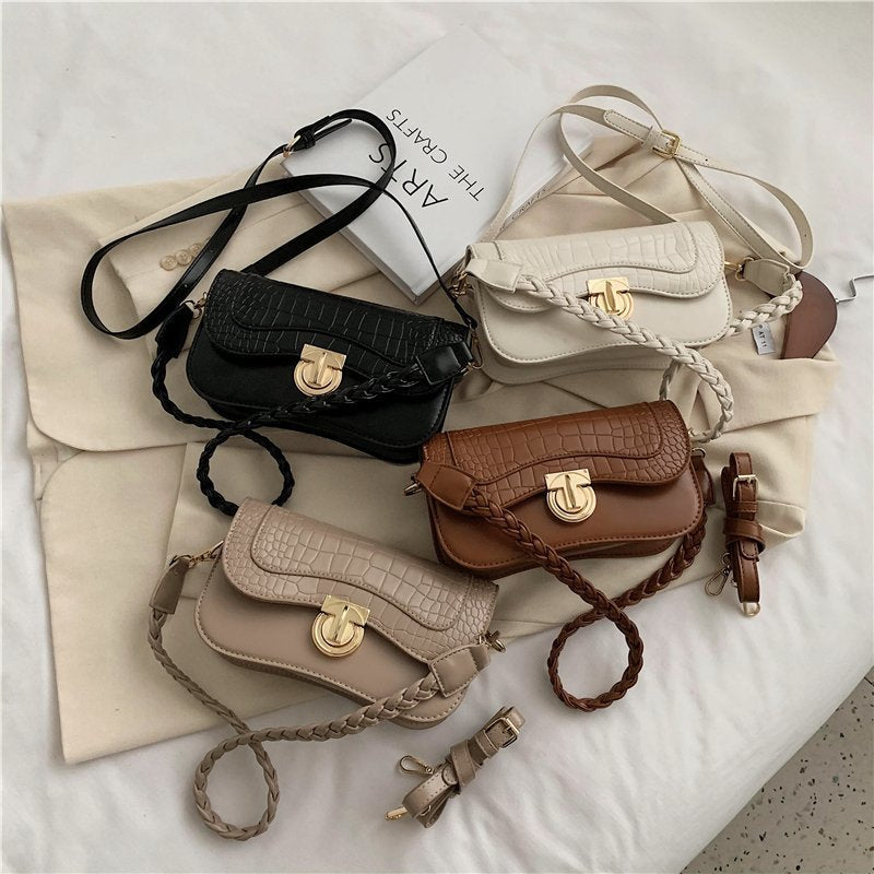 Popular Retro Shoulder Bag photo 2