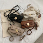 Popular Retro Shoulder Bag photo 2
