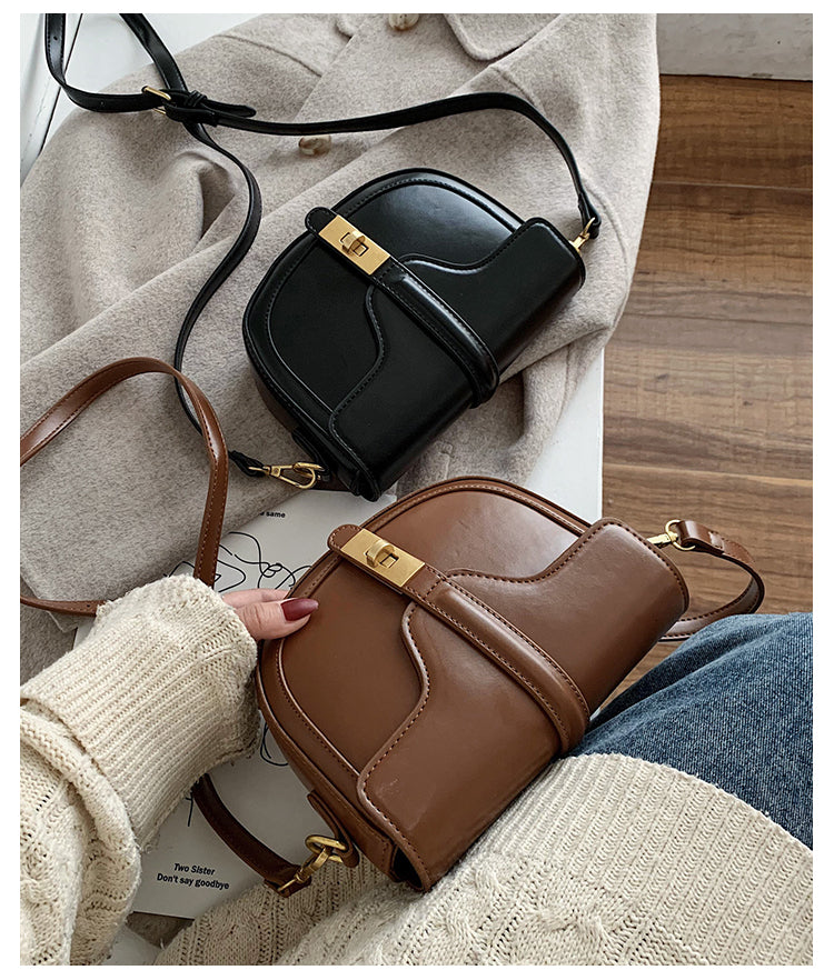 Retro Shoulder Bag photo 9